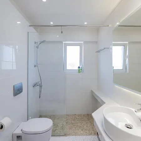 Villa White *