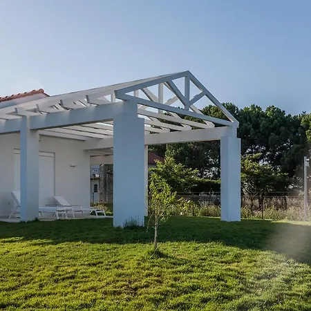 Villa White *