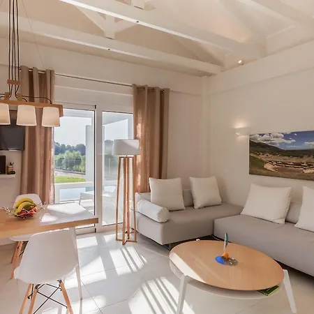 Villa White
