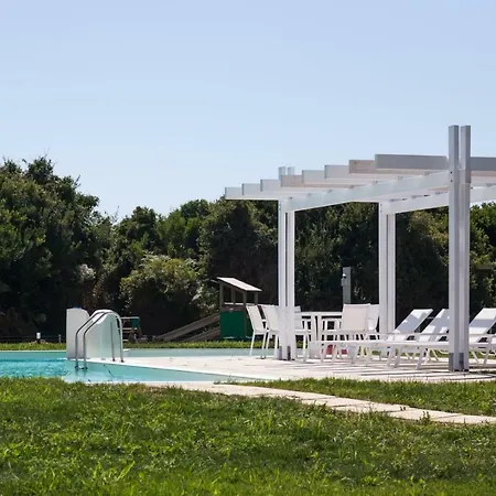 Villa White
